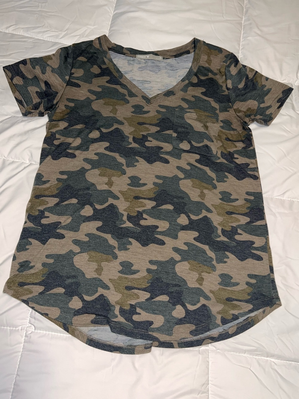 Tresics Camo Short Sleeve Top Size S Roomy Fit